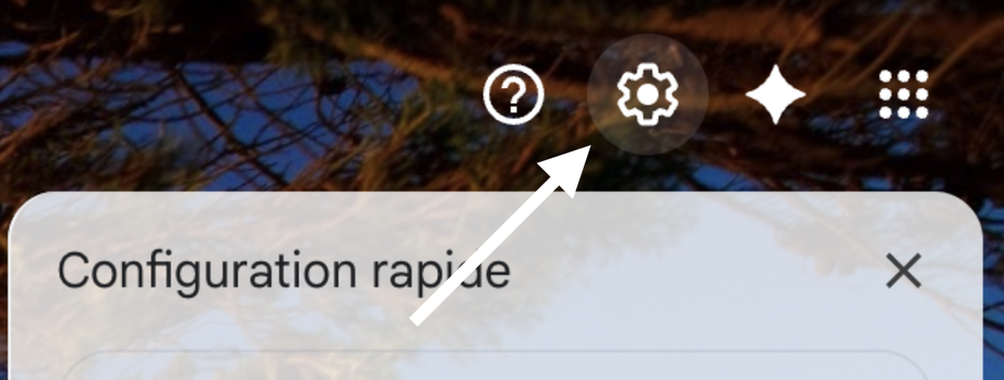 Cliquez sur l’icône en forme d’engrenage en haut à droite.